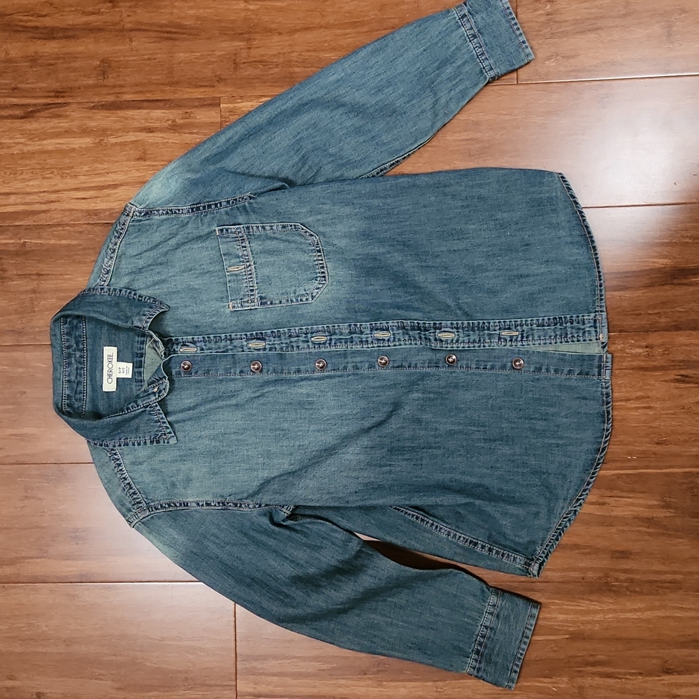 Cherokee Boys denim shirt size 6/7